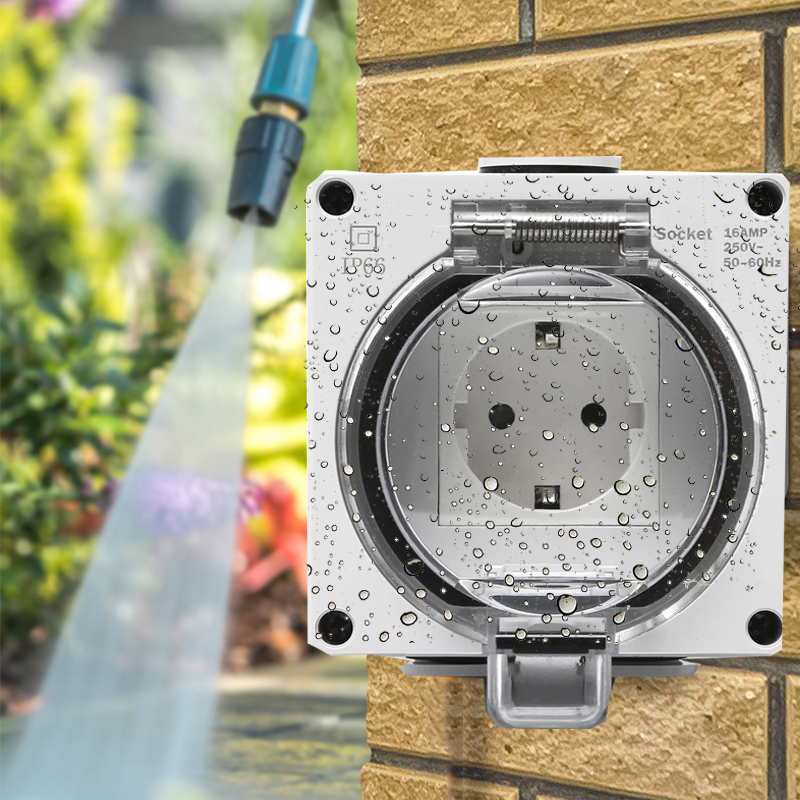 Outdoor Power Receptacle - Receptáculo de corriente impermeable IP66, toma